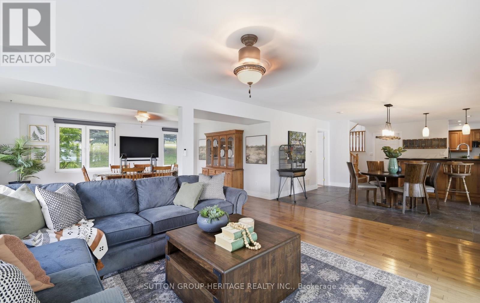 62 Lakeside Beach Road, Scugog, Ontario  L9L 1B4 - Photo 4 - E13697668