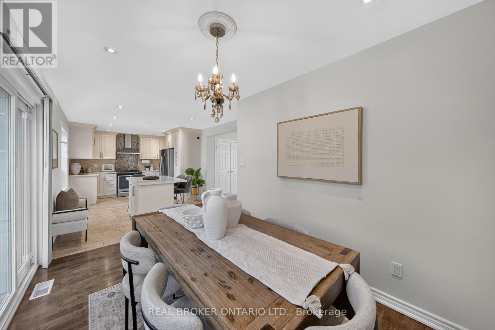 63 Eric Clarke Drive, Whitby, Ontario  L1R 2H6 - Photo 10 - E13697702
