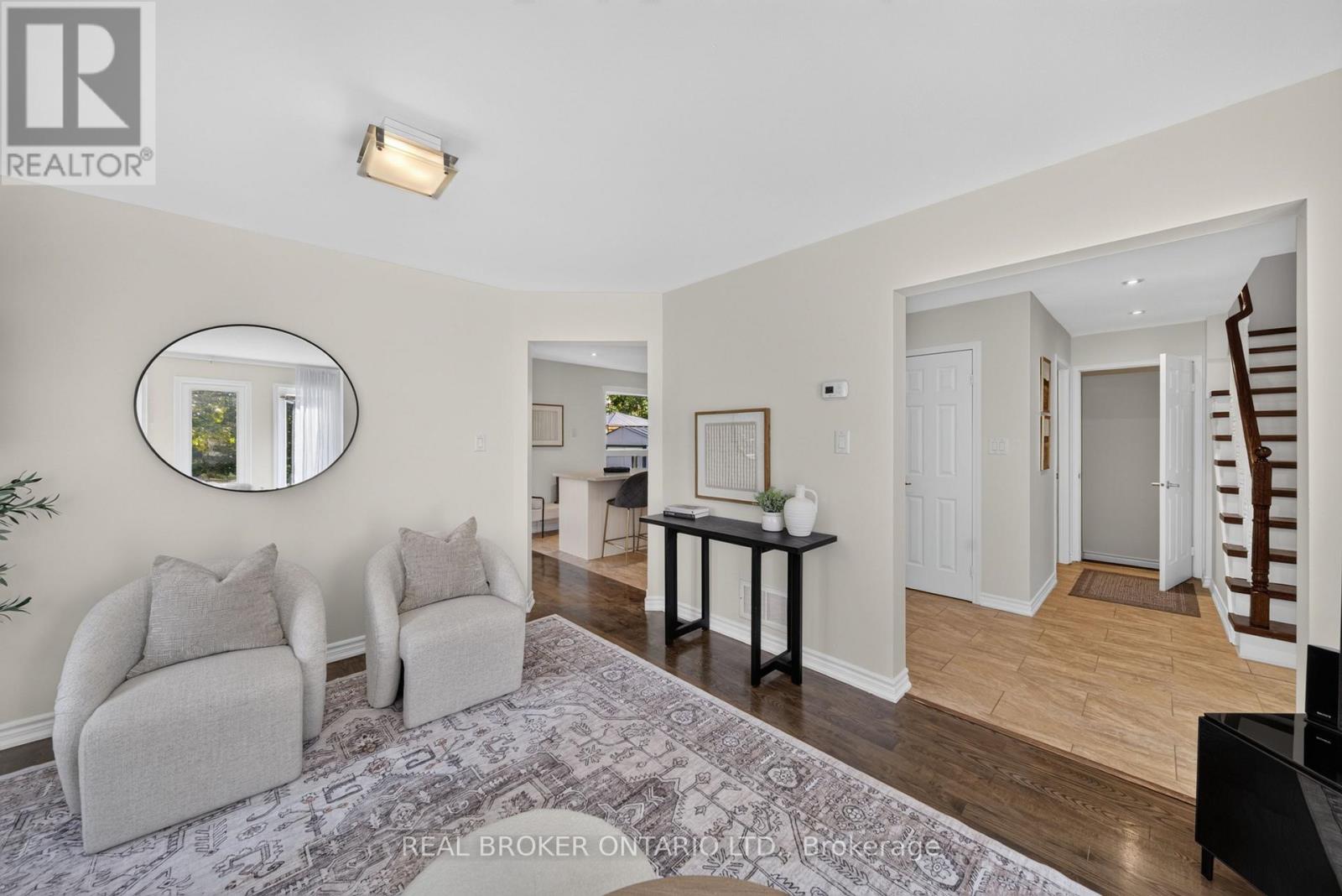 63 Eric Clarke Drive, Whitby, Ontario  L1R 2H6 - Photo 4 - E13697702