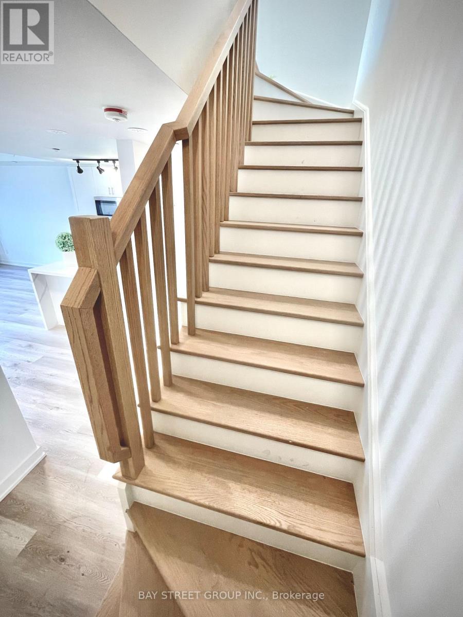 3 - 1475 O'connor Drive, Toronto, Ontario  M4B 0A6 - Photo 13 - E13697782