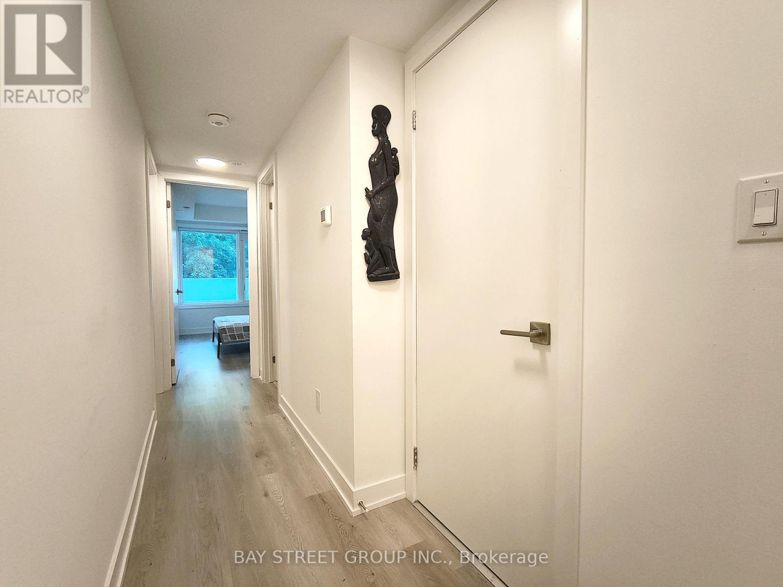 3 - 1475 O'connor Drive, Toronto, Ontario  M4B 0A6 - Photo 15 - E13697782