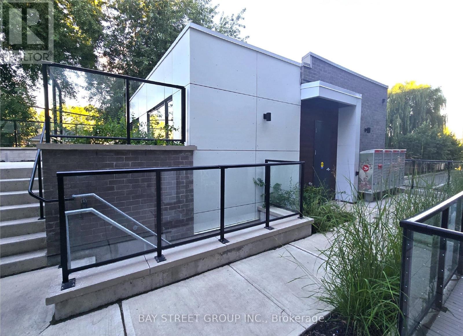3 - 1475 O'connor Drive, Toronto, Ontario  M4B 0A6 - Photo 22 - E13697782