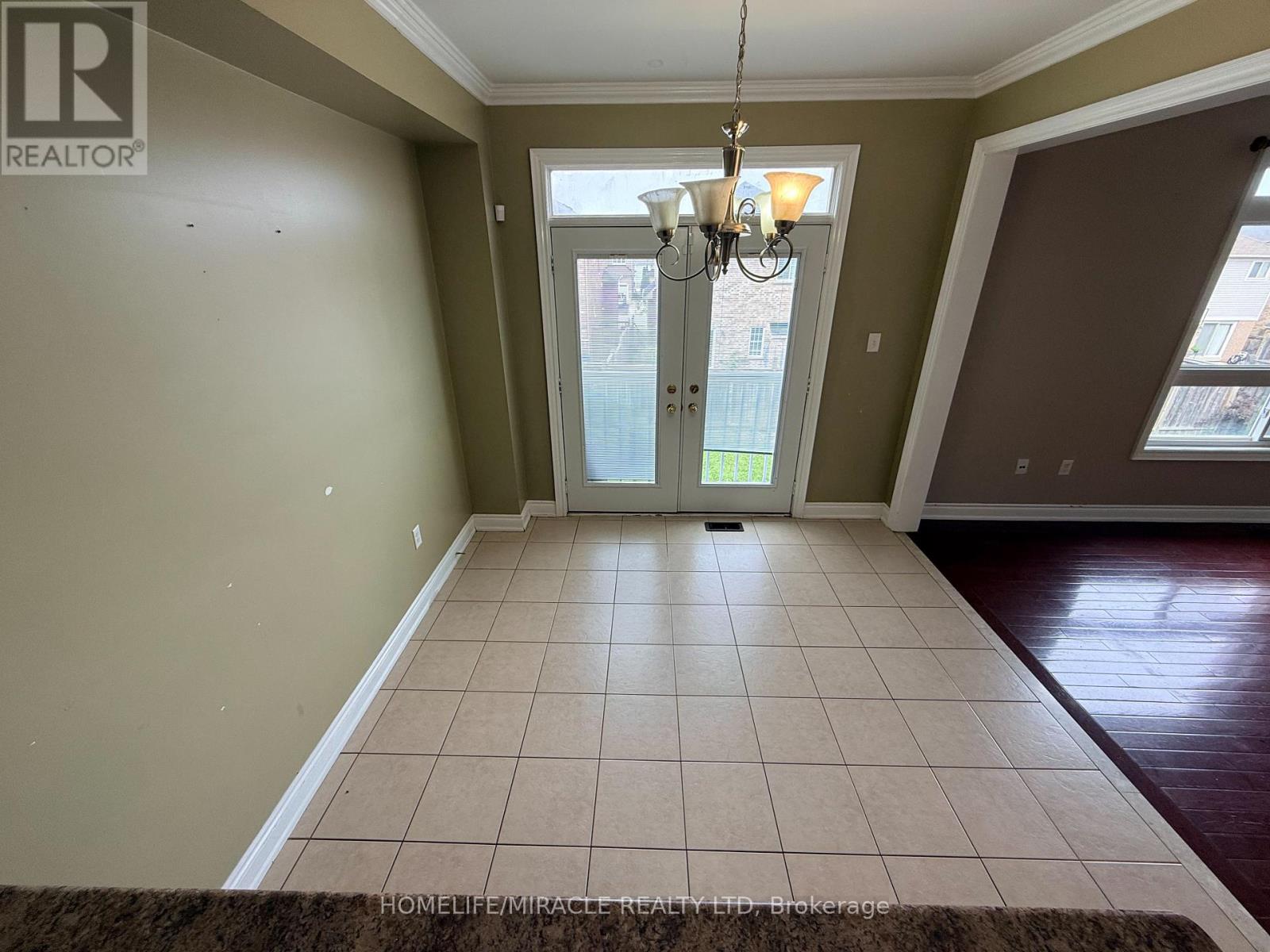 1600 Rockaway Street, Oshawa, Ontario  L1K 0L8 - Photo 15 - E13697788