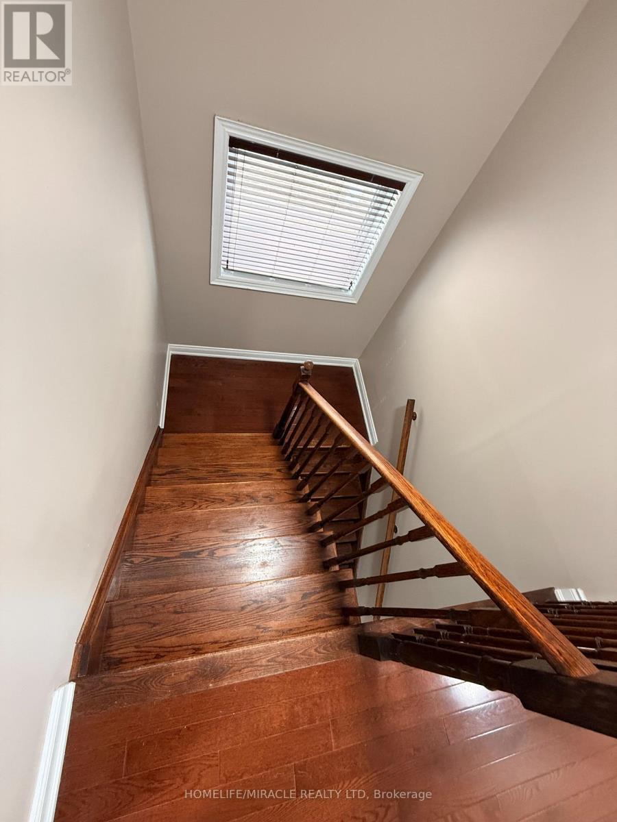 1600 Rockaway Street, Oshawa, Ontario  L1K 0L8 - Photo 17 - E13697788