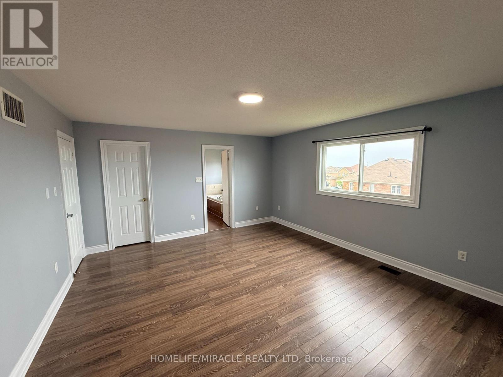 1600 Rockaway Street, Oshawa, Ontario  L1K 0L8 - Photo 20 - E13697788