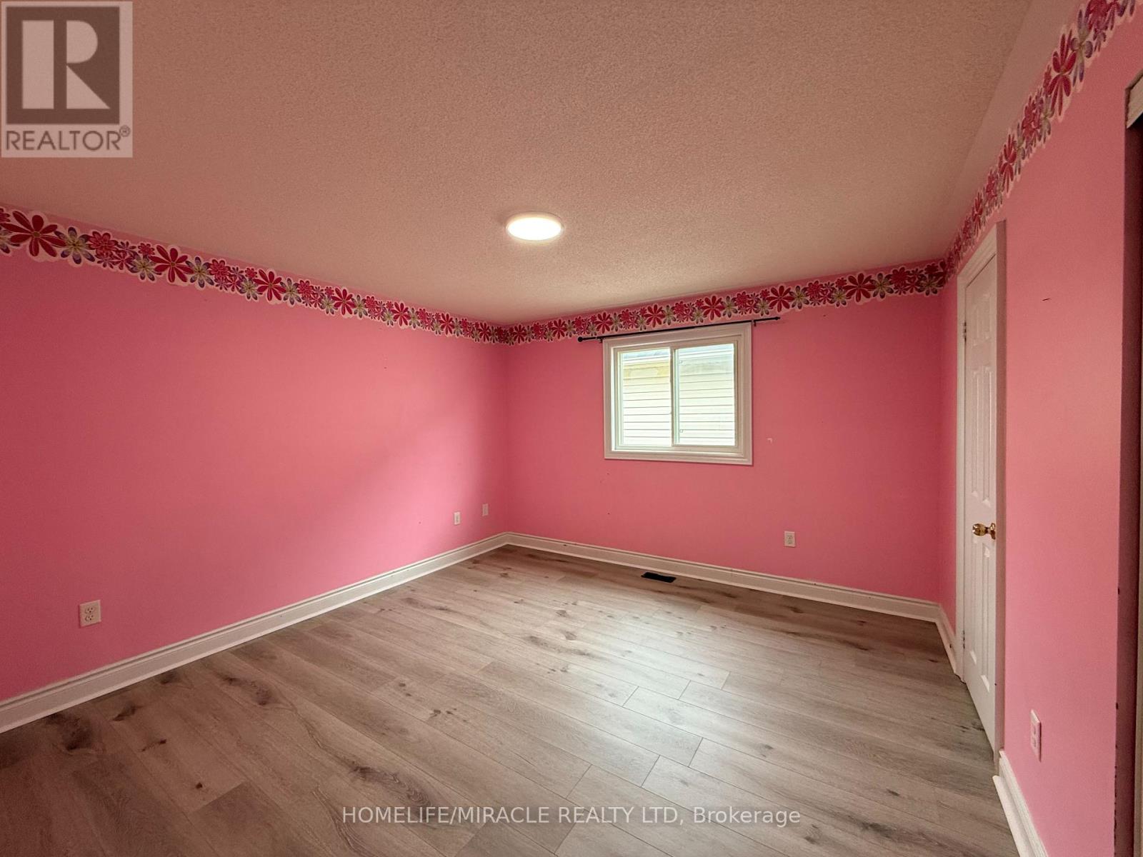 1600 Rockaway Street, Oshawa, Ontario  L1K 0L8 - Photo 22 - E13697788