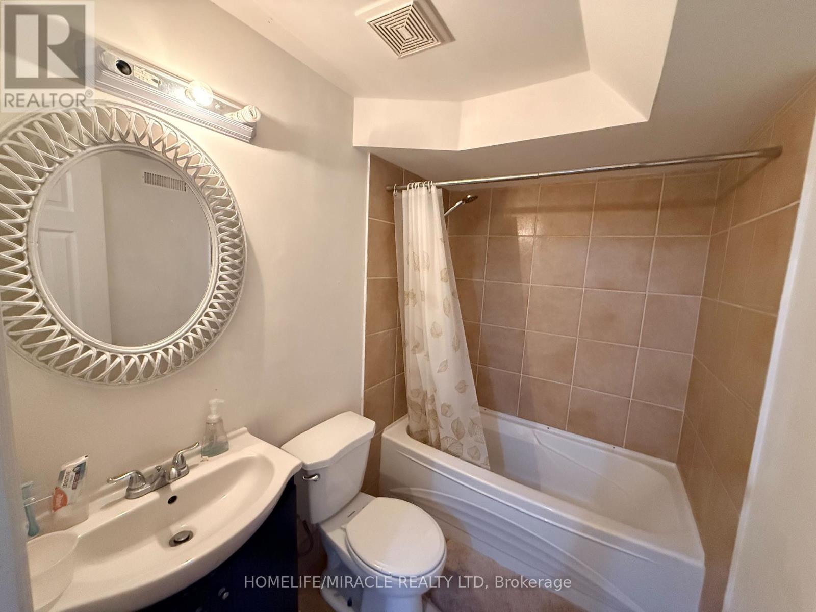 1600 Rockaway Street, Oshawa, Ontario  L1K 0L8 - Photo 35 - E13697788