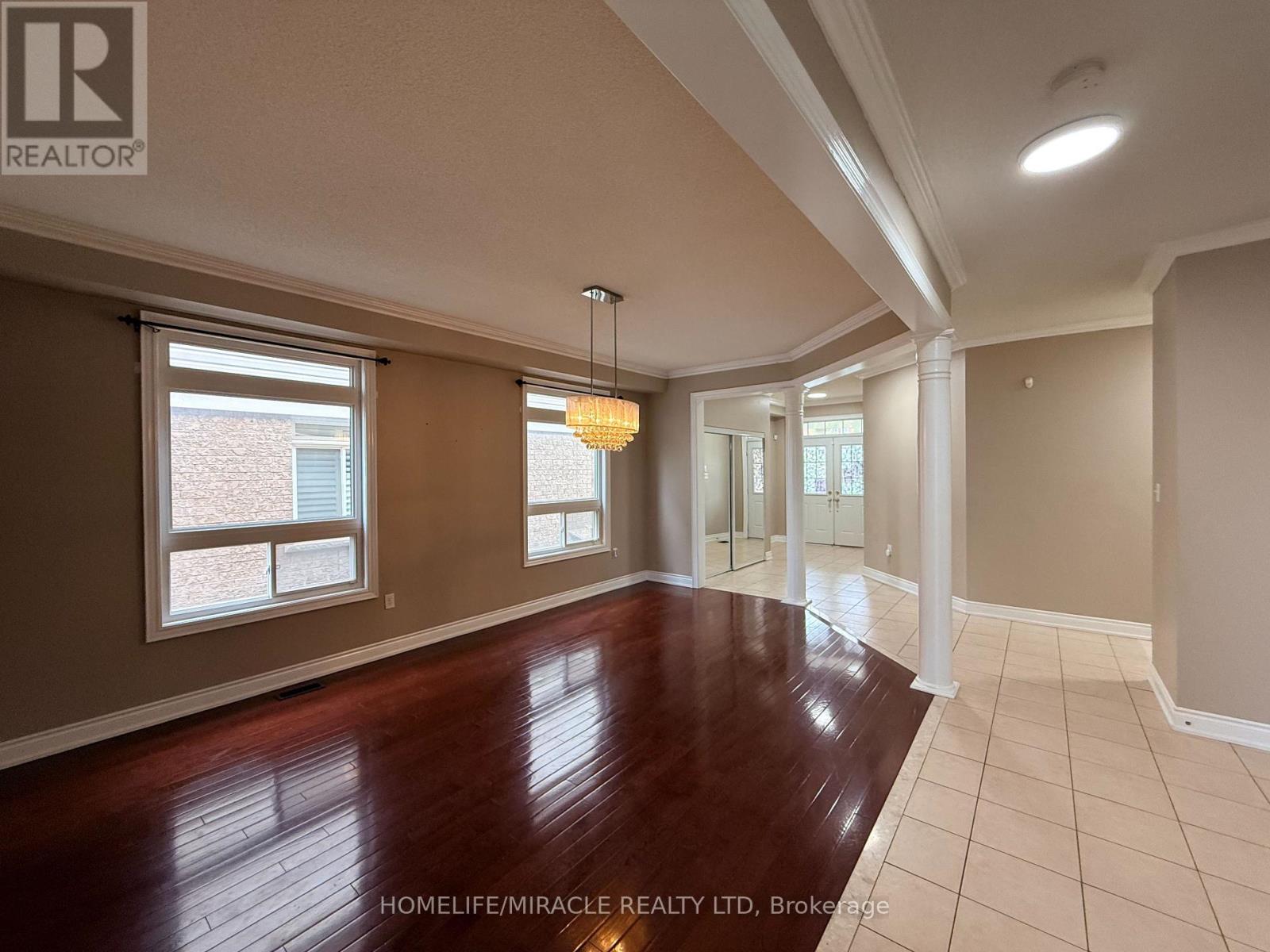 1600 Rockaway Street, Oshawa, Ontario  L1K 0L8 - Photo 8 - E13697788