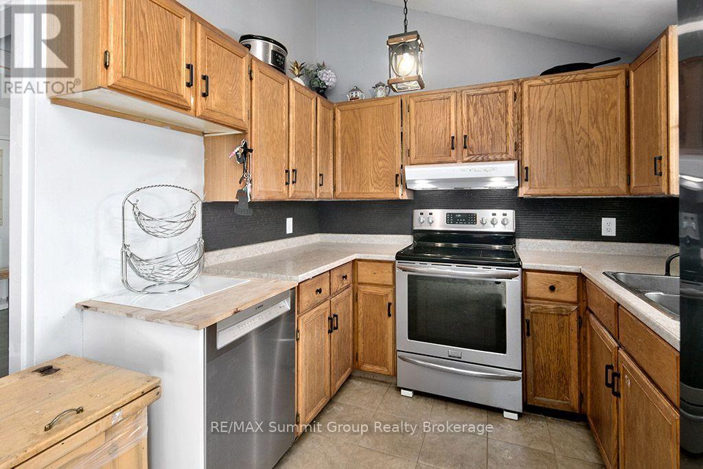 449686 10th Concession Road, Grey Highlands, Ontario  N0C 1M0 - Photo 10 - X13697776