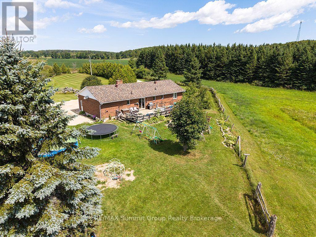 449686 10th Concession Road, Grey Highlands, Ontario  N0C 1M0 - Photo 9 - X13697780