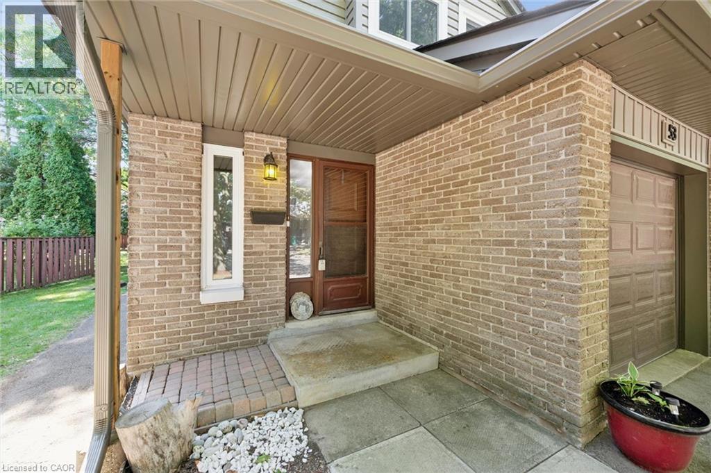 46 Cedarwoods Crescent Unit# 53, Kitchener, Ontario  N2C 2L7 - Photo 4 - 40857126