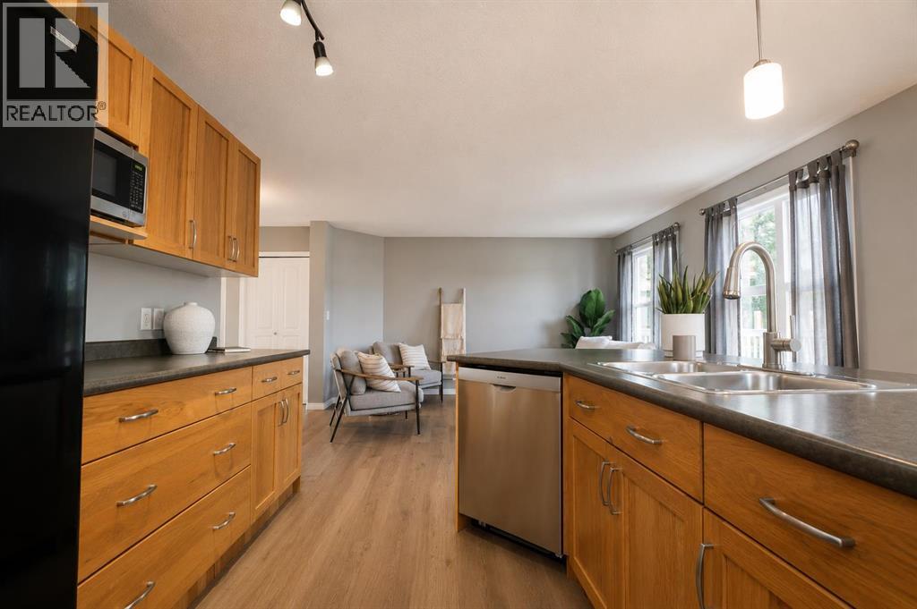12206 103a Street, Grande Prairie, Alberta  T8V 2L6 - Photo 6 - A2315403