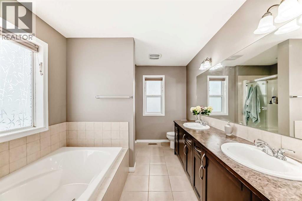 2092 Reunion Boulevard NW, Airdrie, Alberta  T4B 0J2 - Photo 24 - A2336319