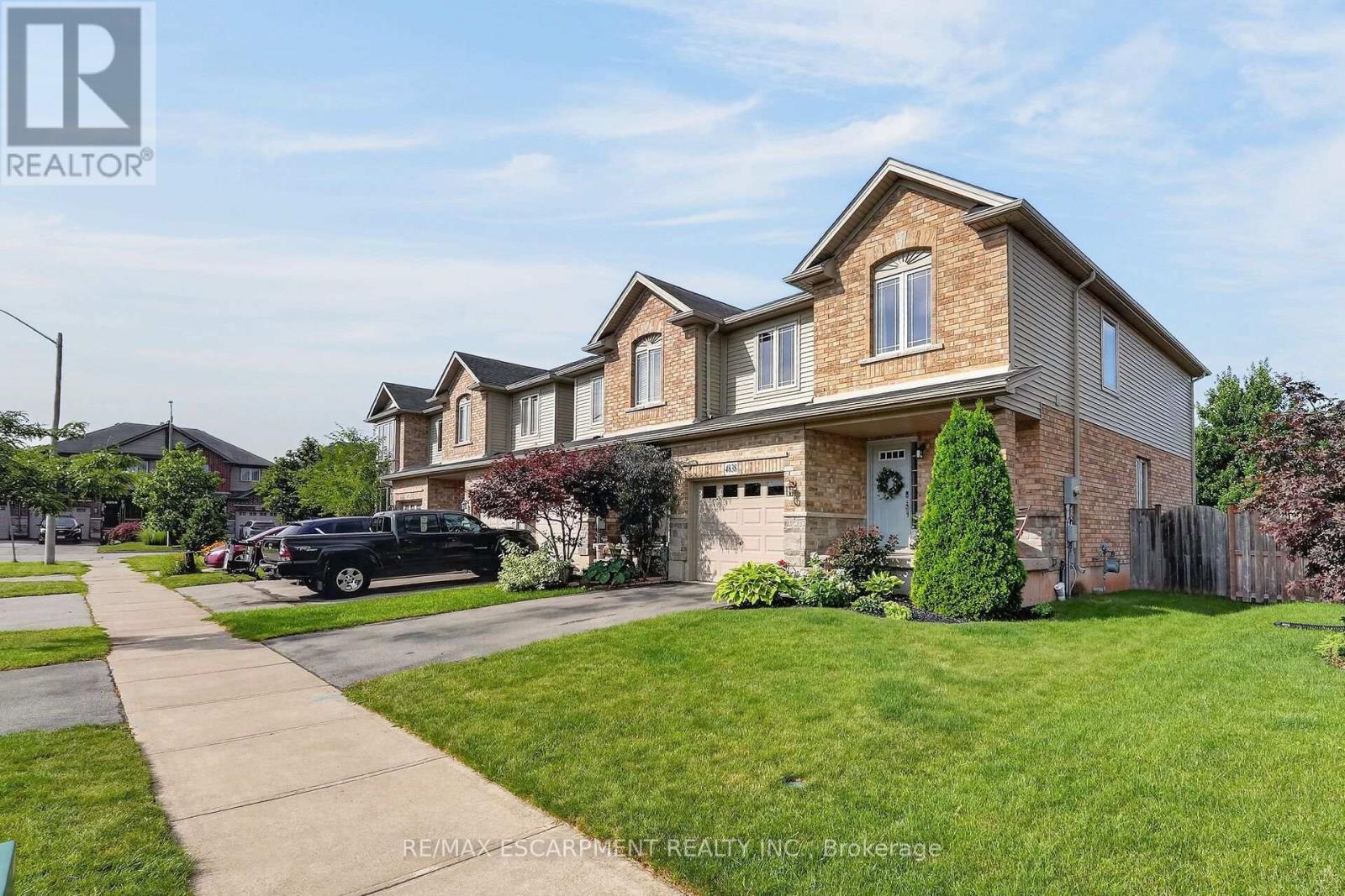 4838 Adam Court, Lincoln, Ontario  L3J 1M5 - Photo 3 - X13697634