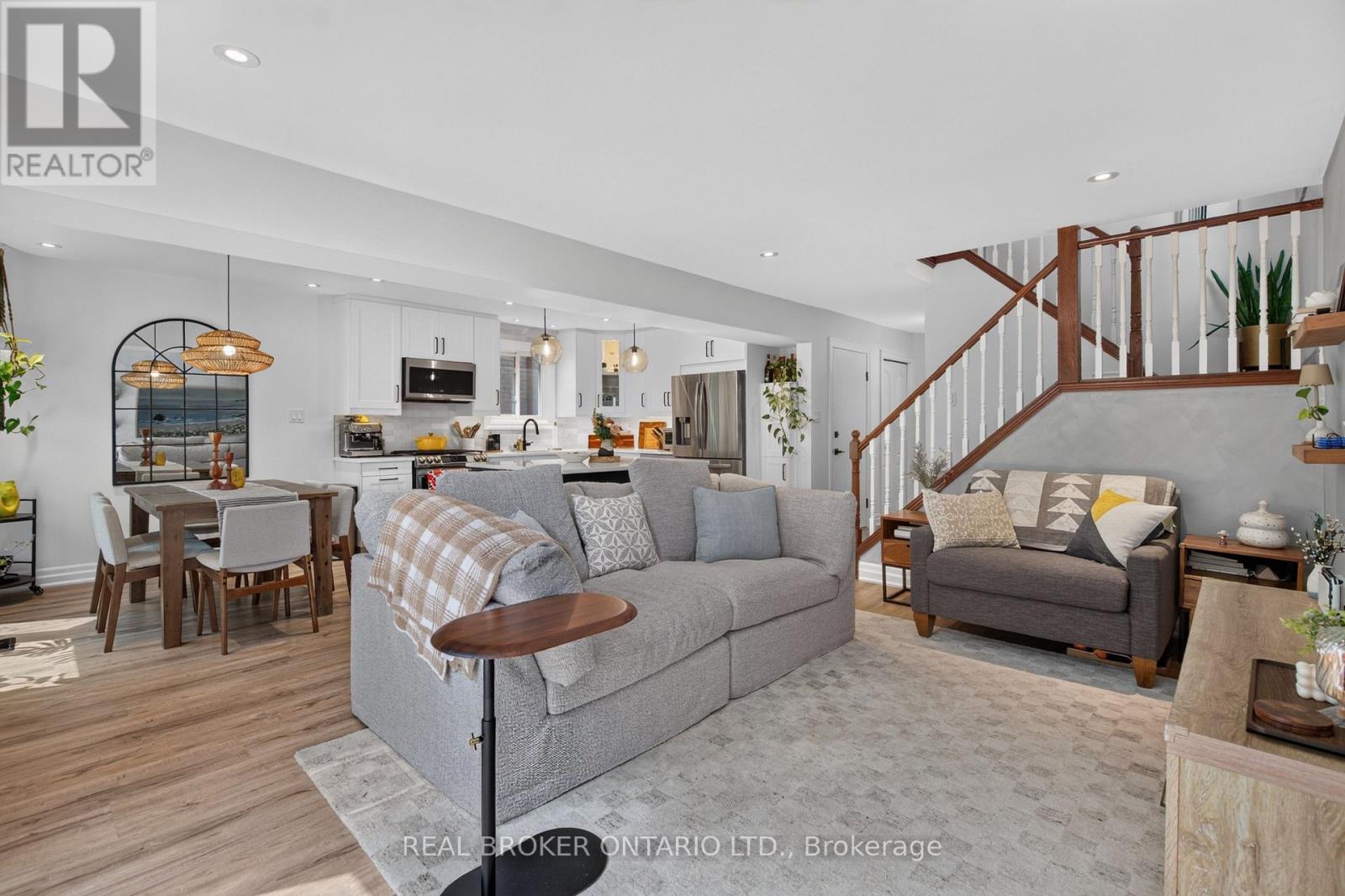171 Golfwood Drive, Hamilton, Ontario  L9C 6W2 - Photo 8 - X13697640