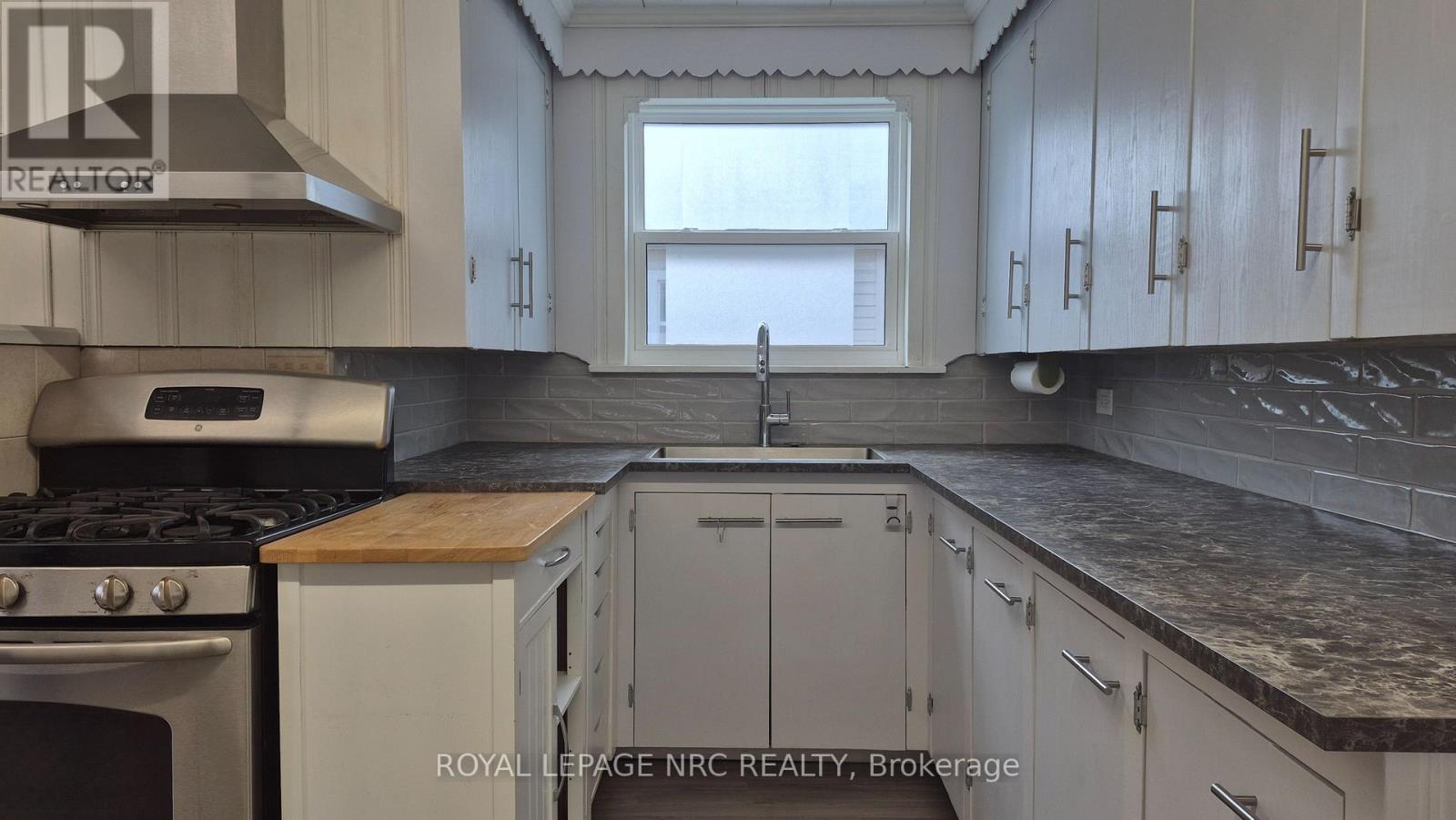 4593 Park Street, Niagara Falls, Ontario  L2E 2R2 - Photo 10 - X13697658