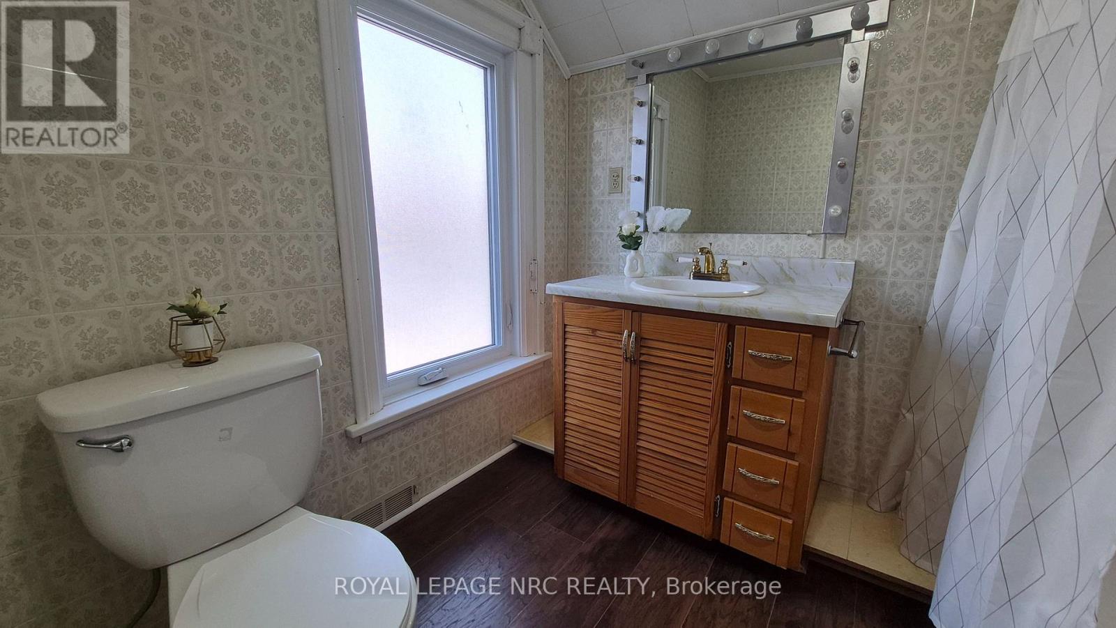 4593 Park Street, Niagara Falls, Ontario  L2E 2R2 - Photo 11 - X13697658