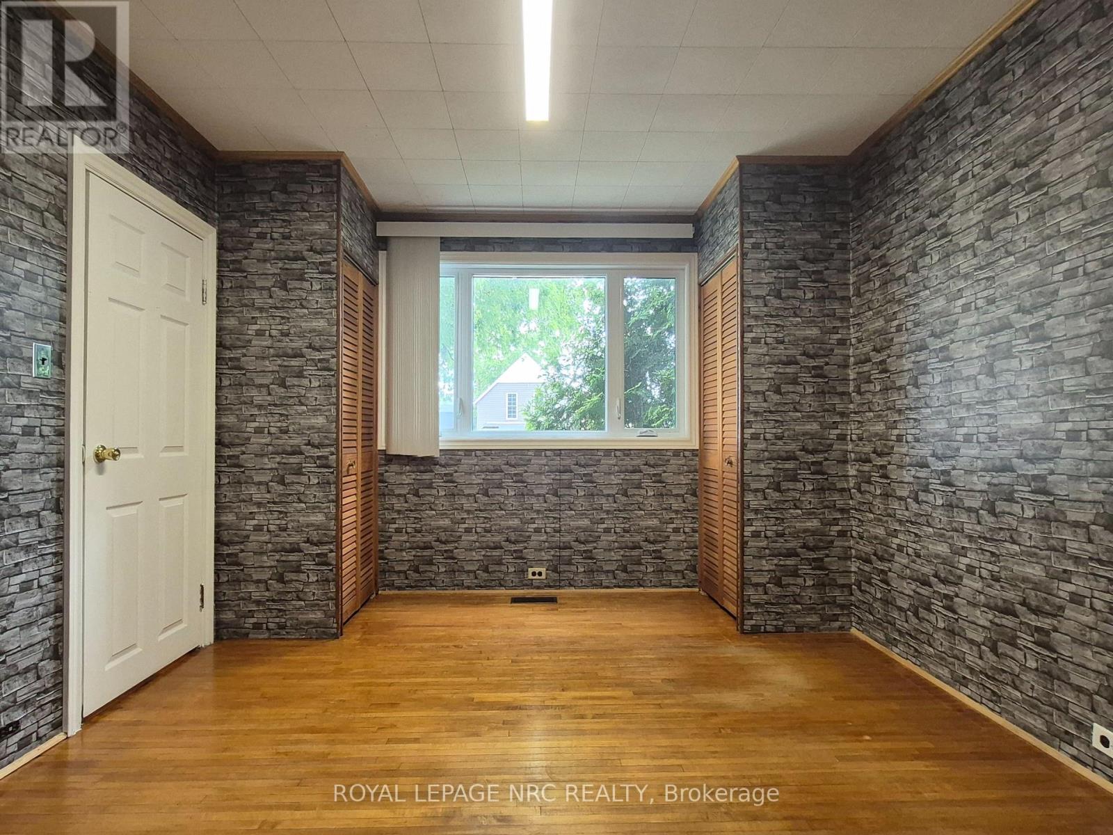 4593 Park Street, Niagara Falls, Ontario  L2E 2R2 - Photo 4 - X13697658