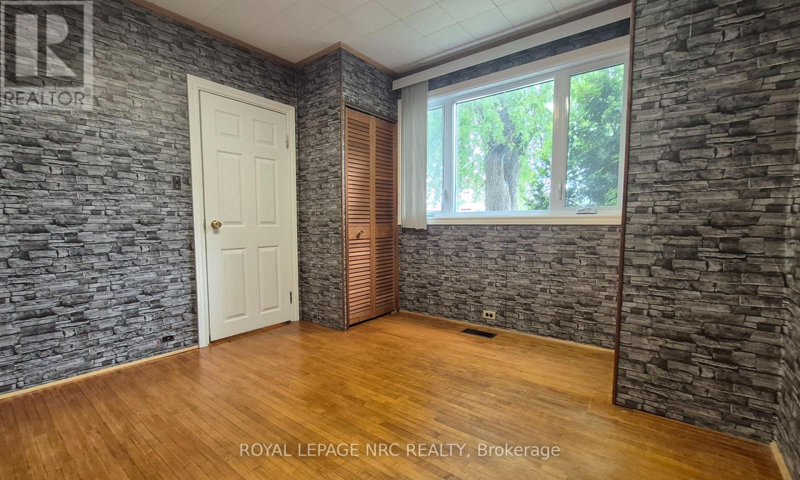 4593 Park Street, Niagara Falls, Ontario  L2E 2R2 - Photo 5 - X13697658