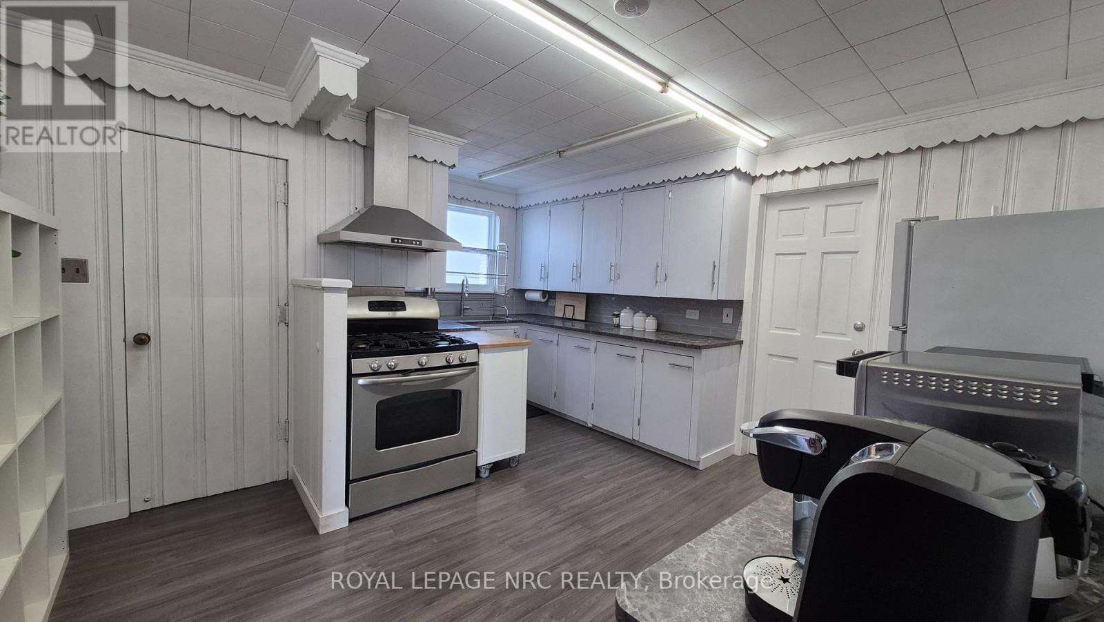 4593 Park Street, Niagara Falls, Ontario  L2E 2R2 - Photo 9 - X13697658