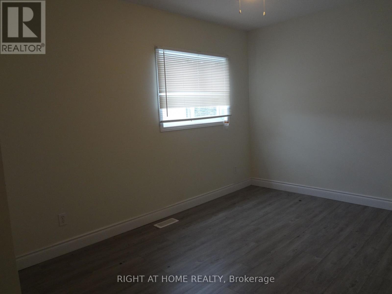 49 - 211 Veronica Drive, Kitchener, Ontario  N2A 2R8 - Photo 12 - X13697690