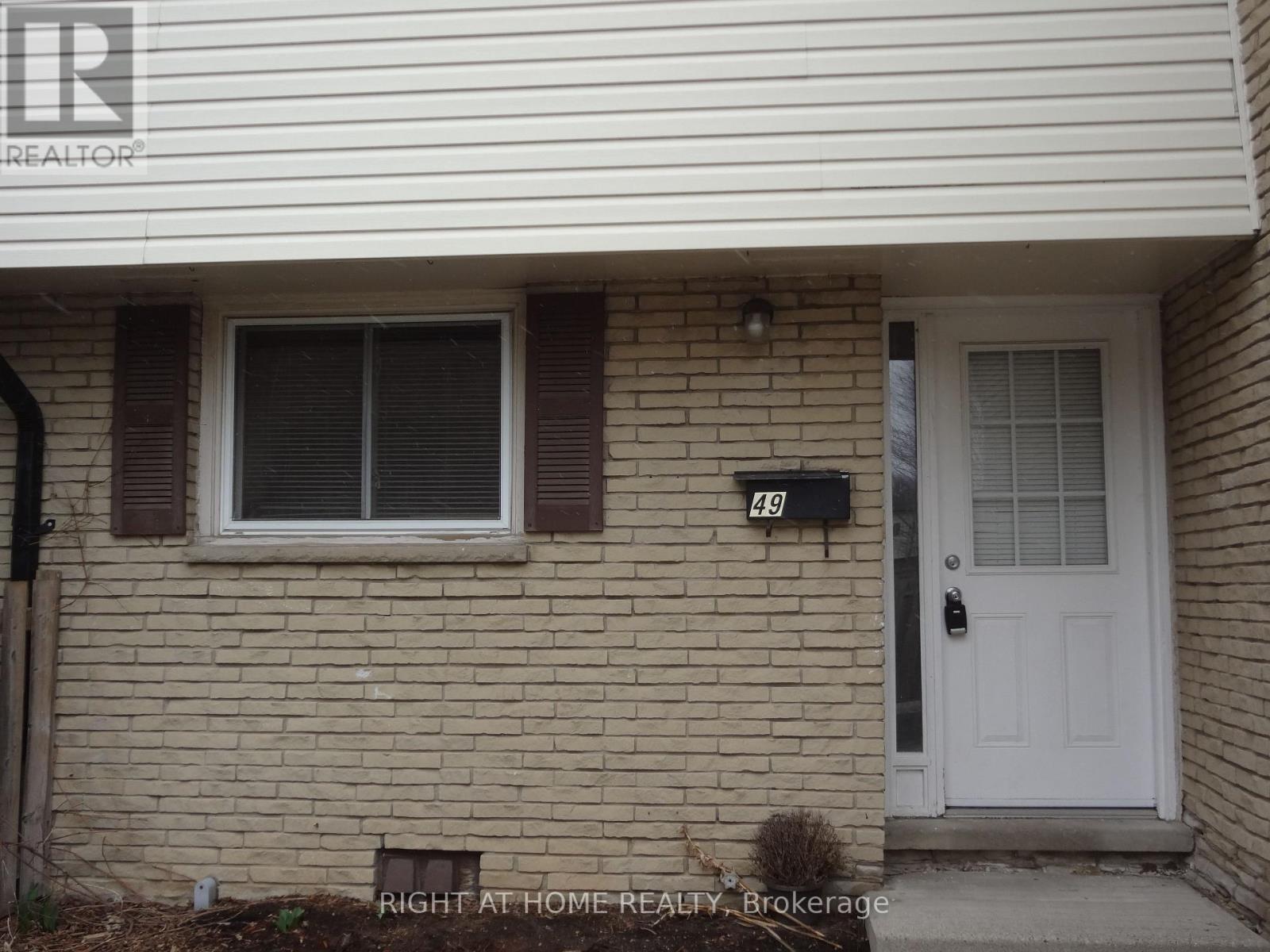 49 - 211 Veronica Drive, Kitchener, Ontario  N2A 2R8 - Photo 2 - X13697690