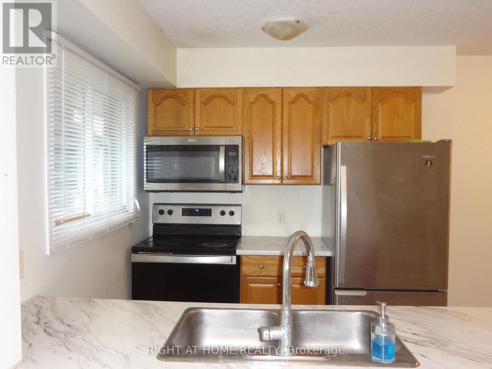 49 - 211 Veronica Drive, Kitchener, Ontario  N2A 2R8 - Photo 4 - X13697690
