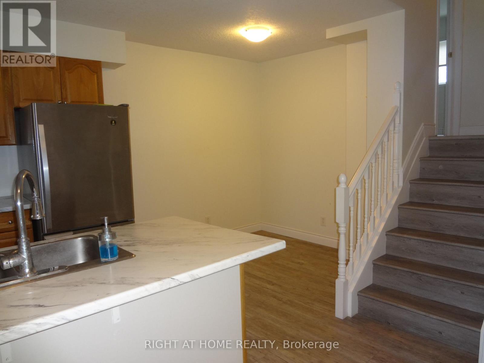 49 - 211 Veronica Drive, Kitchener, Ontario  N2A 2R8 - Photo 5 - X13697690