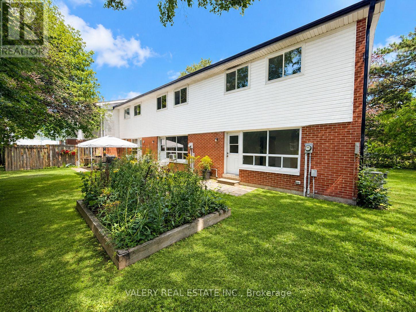 E - 528 Sunnydale Place, Waterloo, Ontario  N2L 4T1 - Photo 13 - X13697730