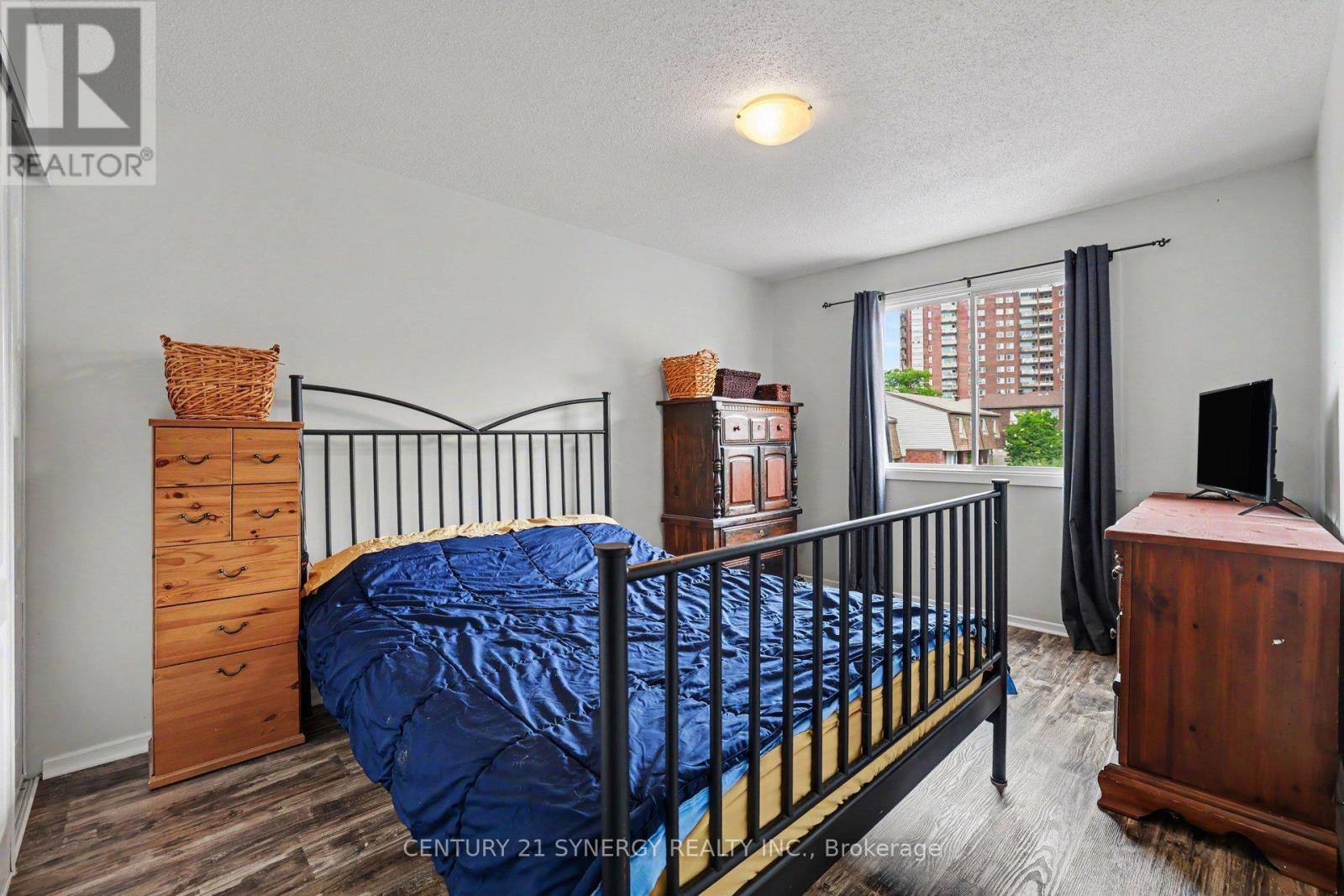 909d Elmsmere Road, Ottawa, Ontario  K1J 8G4 - Photo 23 - X13470734