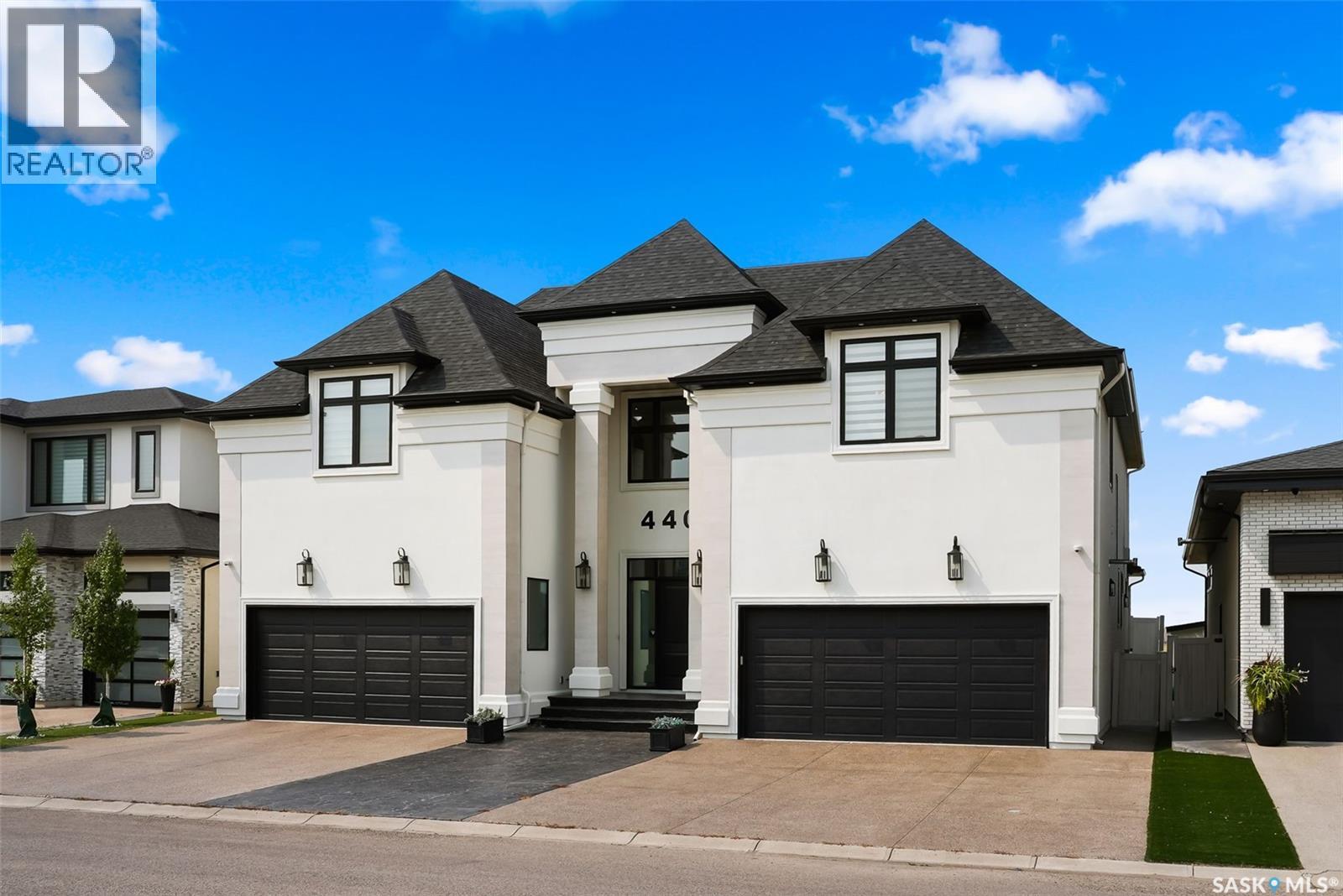 4404 Wild Rose Drive, Regina, Saskatchewan  S4V 3V6 - Photo 2 - SK031670
