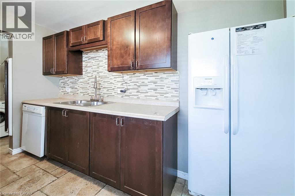 92 Munn Street, Hamilton, Ontario  L8V 1K3 - Photo 13 - 40856569