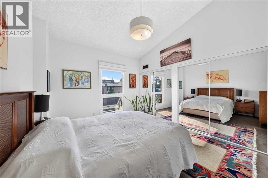 2410, 202 Braeglen Close SW, Calgary, Alberta  T2W 2B1 - Photo 14 - A2338163