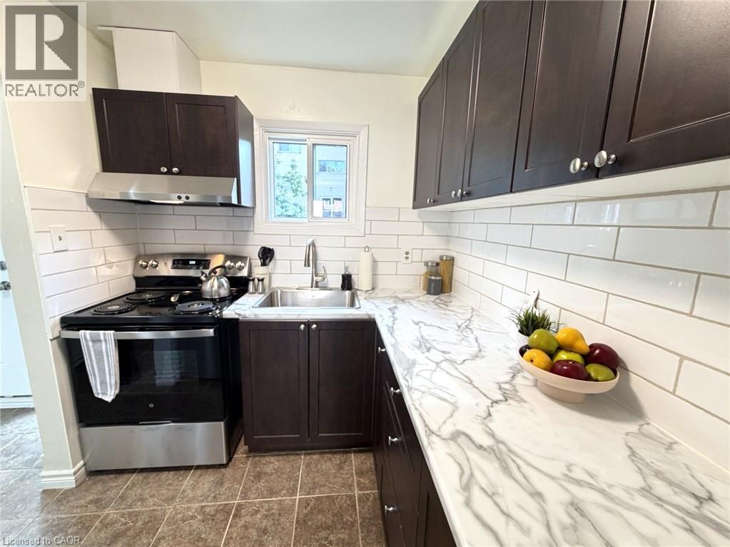 397 Stirling Avenue S Unit# 3, Kitchener, Ontario  N2M 3H7 - Photo 4 - 40857383