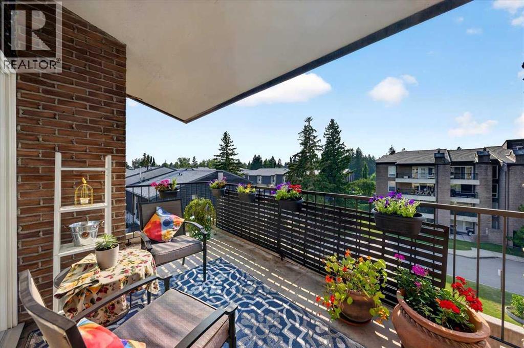2410, 202 Braeglen Close SW, Calgary, Alberta  T2W 2B1 - Photo 27 - A2338163