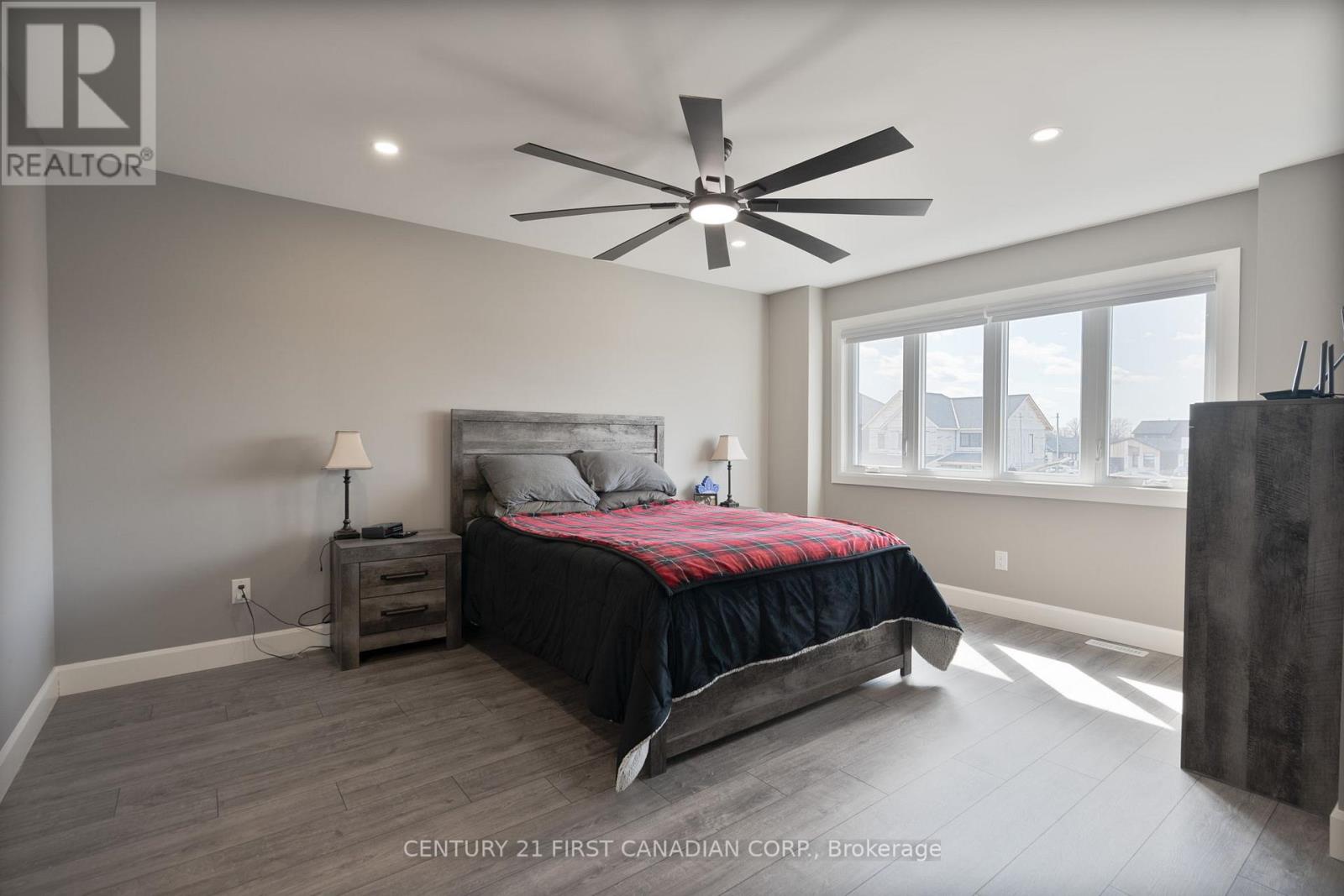 110 Sheldabren Street, North Middlesex, Ontario  N0M 1A0 - Photo 18 - X13697794
