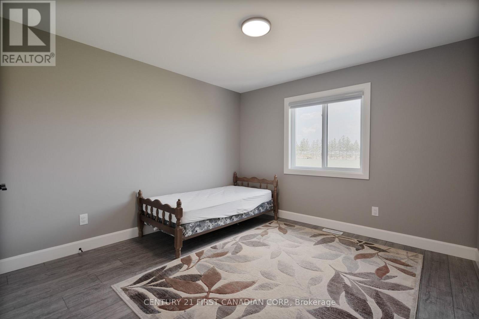 110 Sheldabren Street, North Middlesex, Ontario  N0M 1A0 - Photo 25 - X13697794