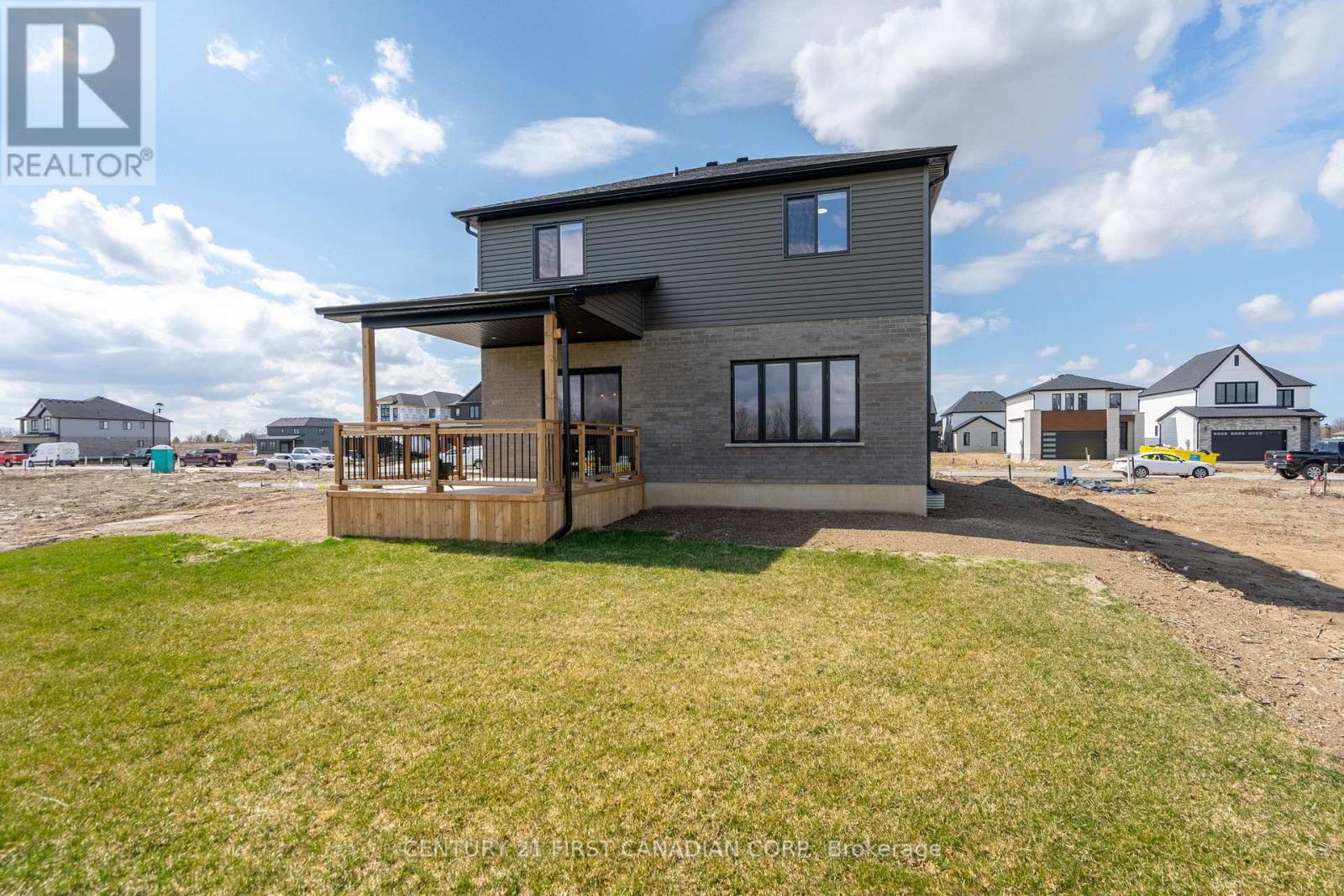 110 Sheldabren Street, North Middlesex, Ontario  N0M 1A0 - Photo 41 - X13697794