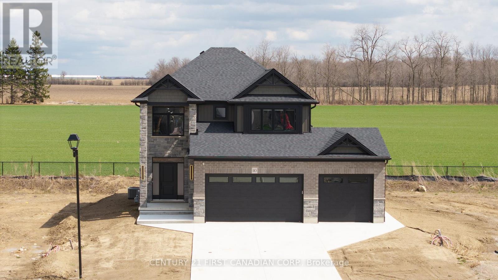 110 Sheldabren Street, North Middlesex, Ontario  N0M 1A0 - Photo 43 - X13697794