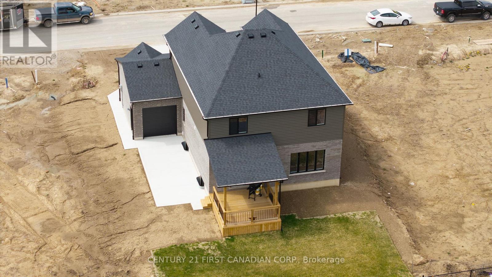 110 Sheldabren Street, North Middlesex, Ontario  N0M 1A0 - Photo 44 - X13697794