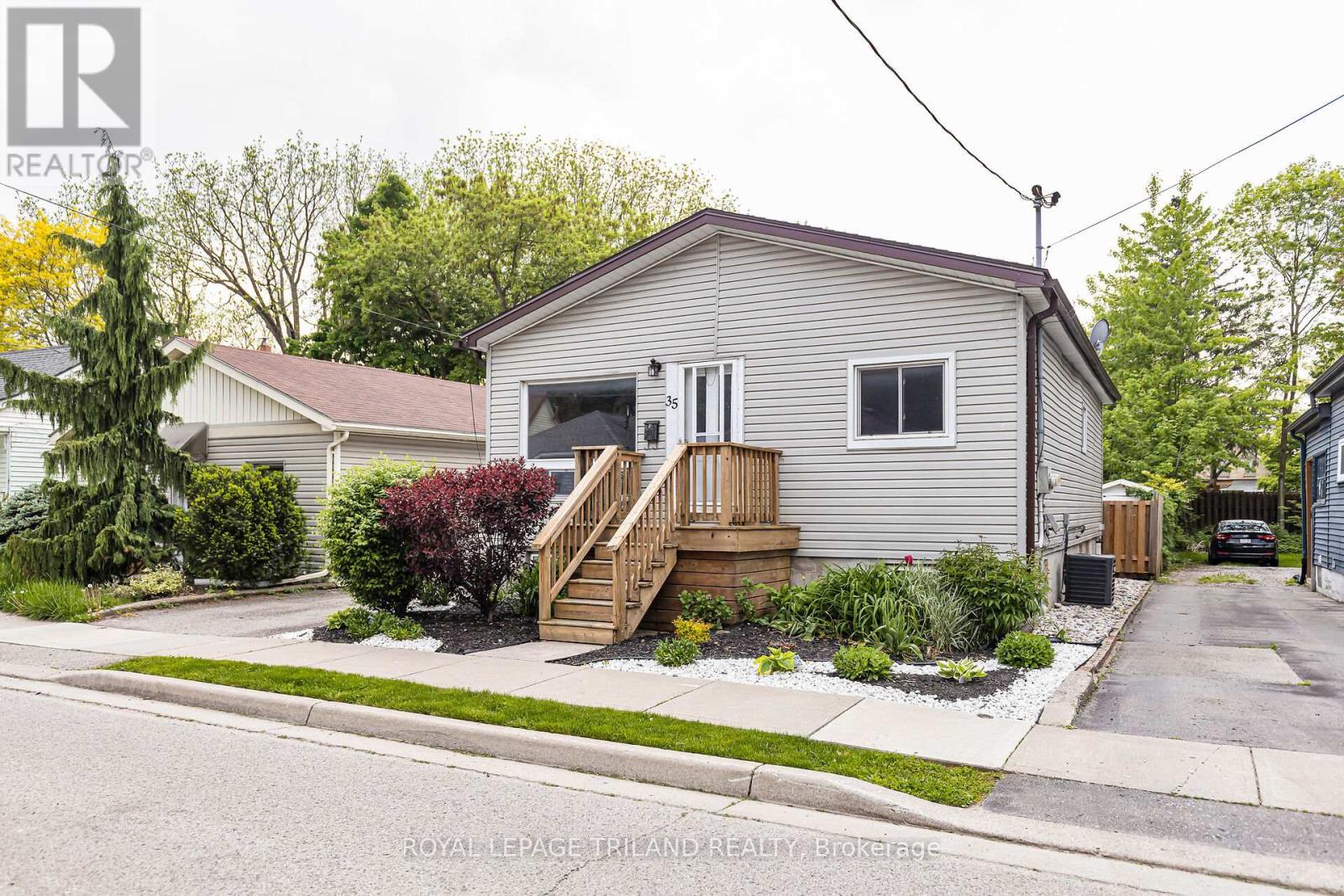 35 Miles Street, London East, Ontario  N5Y 2T7 - Photo 2 - X13697828