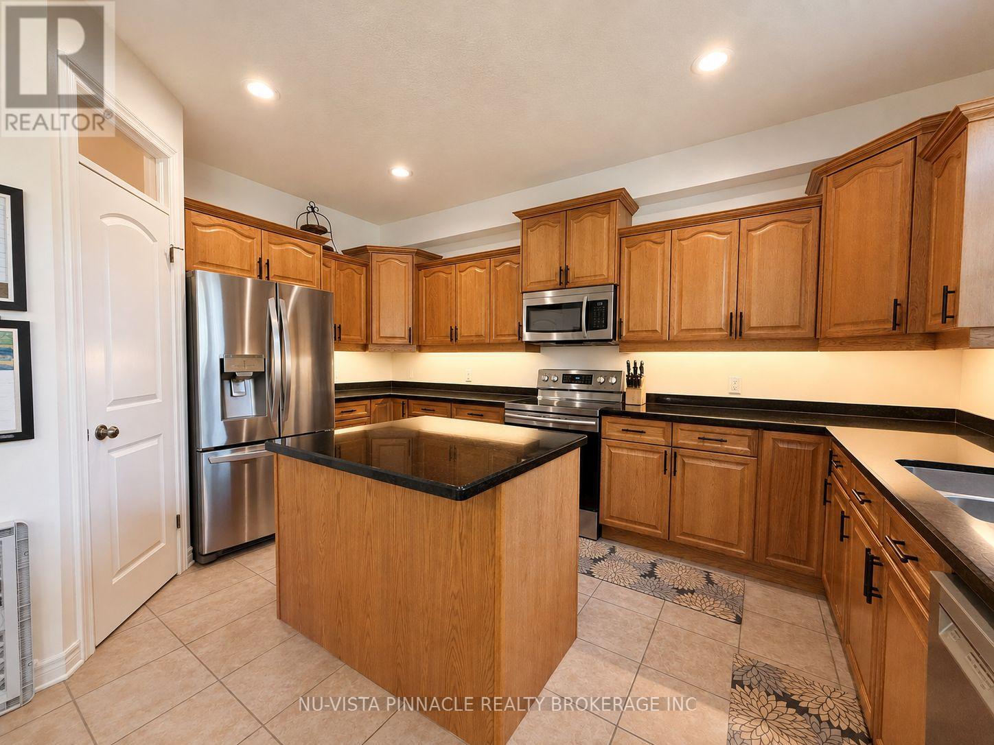 378 Whisker Street, London North, Ontario  N5X 4L3 - Photo 8 - X13697868
