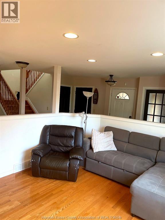 1833 St . Luke Road, Windsor, Ontario  N8W 3W8 - Photo 6 - 26020353