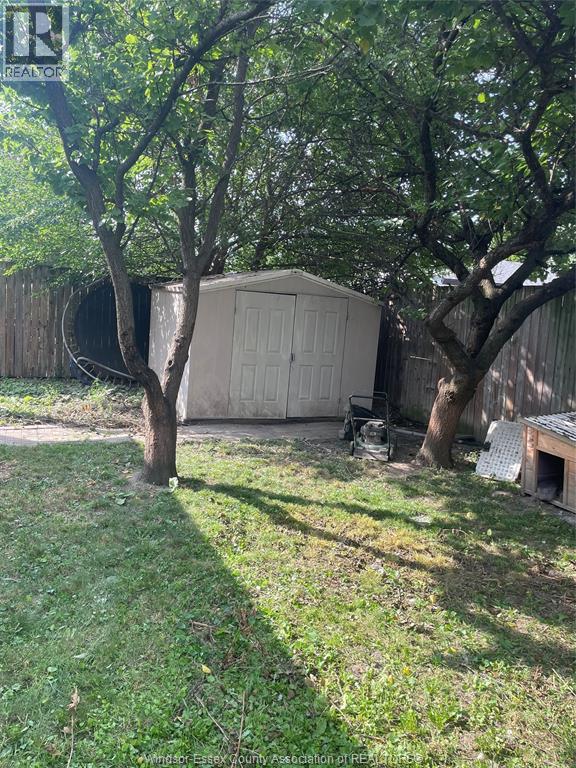 1833 St . Luke Road, Windsor, Ontario  N8W 3W8 - Photo 36 - 26020353
