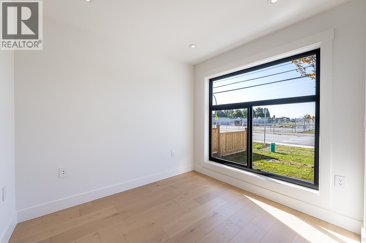 4945 44 Avenue, Delta, British Columbia  V4K 1B9 - Photo 3 - R3157519