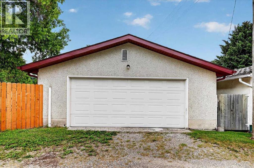 4707 Brockington Road NW, Calgary, Alberta  T2L 1R5 - Photo 38 - A2330736