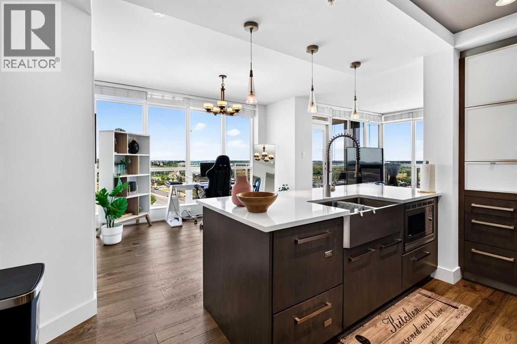 402, 10 Shawnee Hill SW, Calgary, Alberta  T2Y 0K5 - Photo 3 - A2333115