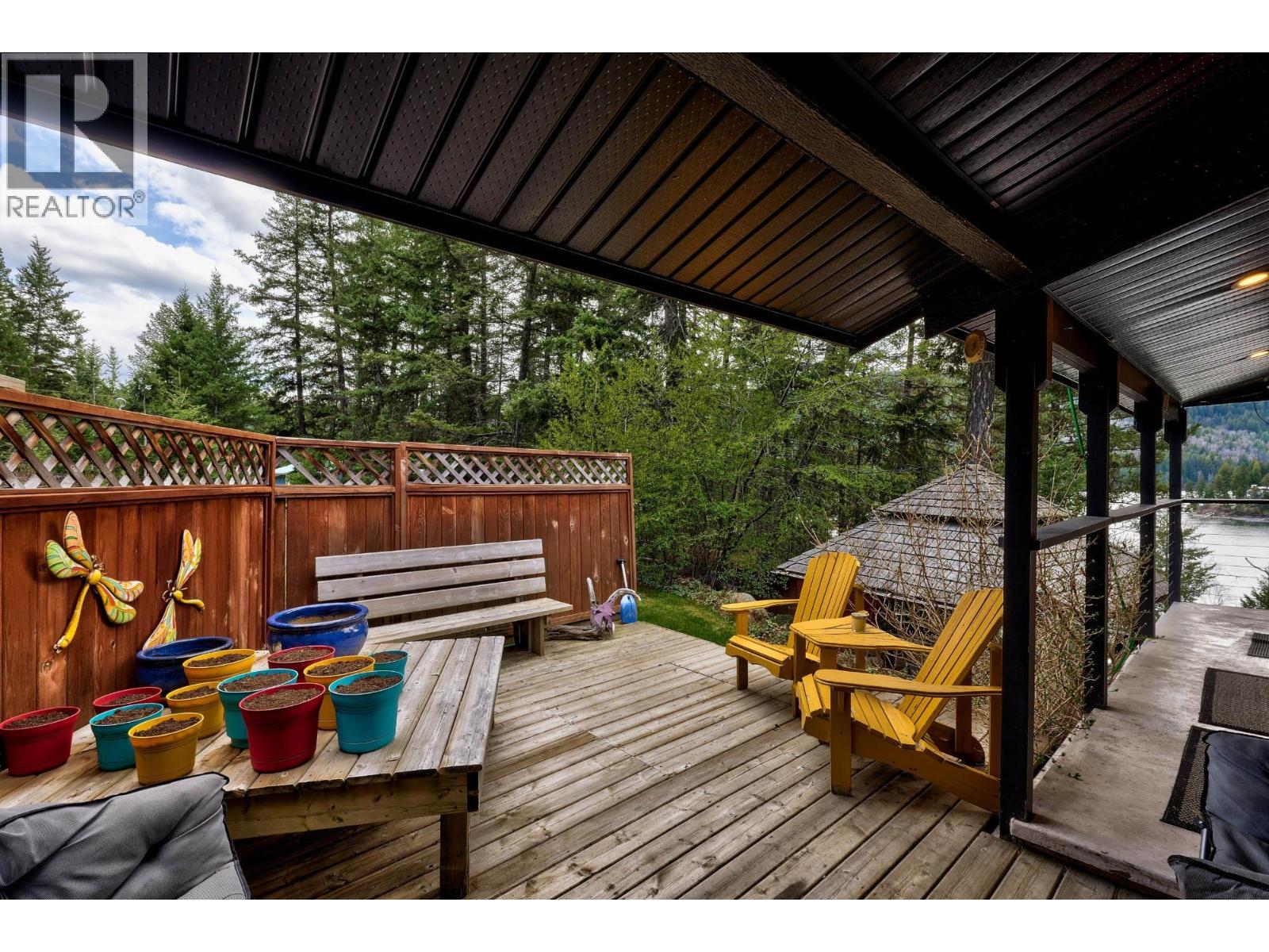 2486 Heffley-Louis Creek Road, Kamloops, British Columbia  V0E 1Z0 - Photo 17 - 10383480