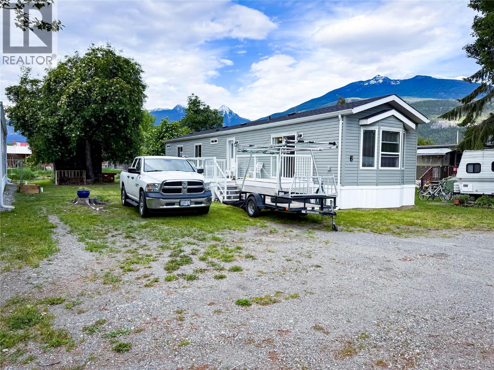244 E Avenue Unit# 3, Kaslo, British Columbia V0G 1M0 - Photo 2 - 10387266