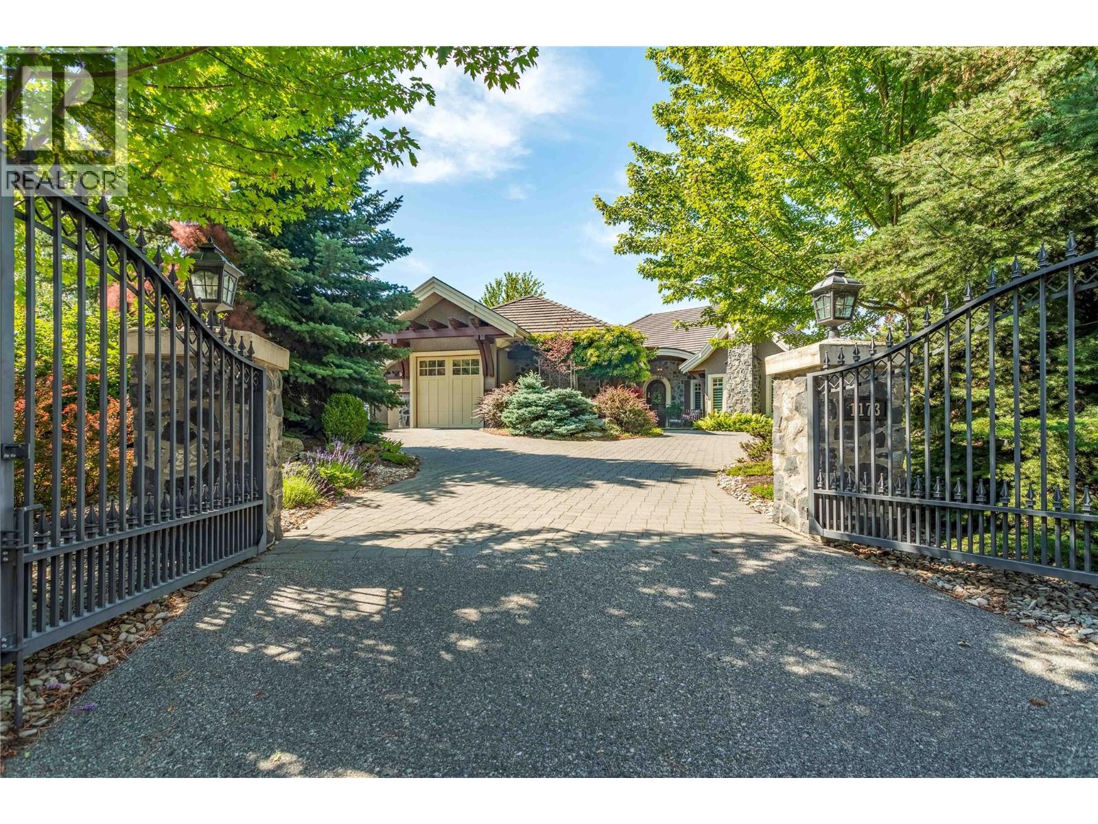 1173 Parkbluff Lane, Kelowna, British Columbia  V1V 2Y3 - Photo 6 - 10397954